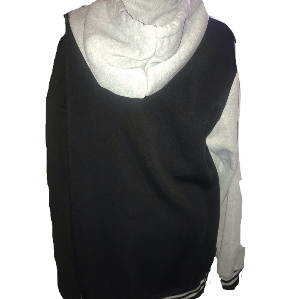 Sacred Crown Hustle King Black And Gray Hoodie Size XXL - Picture 2 of 5